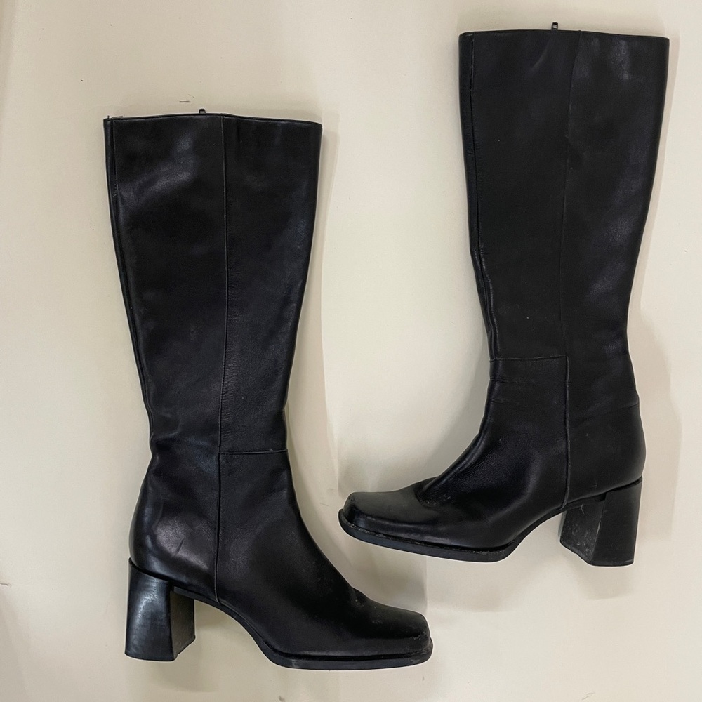 Vintage Nine West Black Heeled Boots